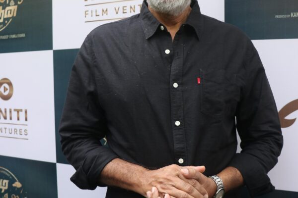 தலையில் முடி இல்லாதது ப்ளஸ்தான் – சத்யராஜ்