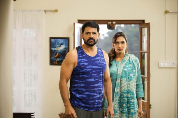 அஸ்திரம்’ படத்தை பிப்ரவரி 21 இல் தமிழகமெங்கும்