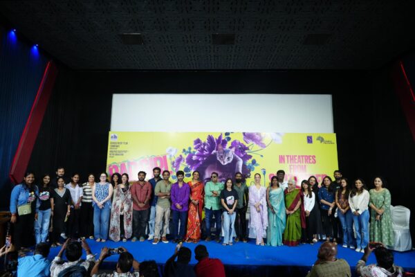 பெண்களை பாலியல் பொருளாக தான் காண்பிக்கிறார்கள் – இயக்குனர் வர்ஷா;