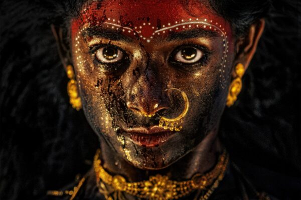 மஹாகாளி! ஃபர்ஸ்ட் லுக் வெளியானது !!