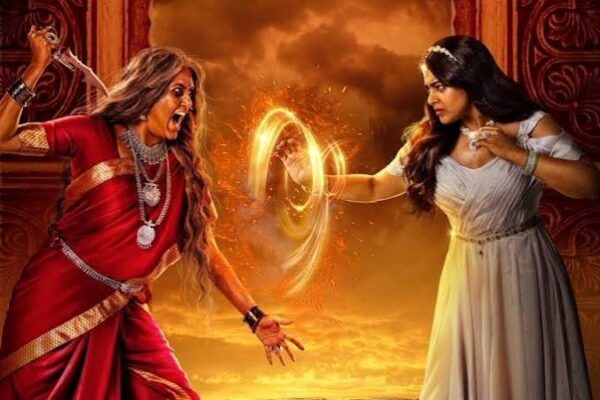ட்ரோன்ஸ் – விமர்சனம்